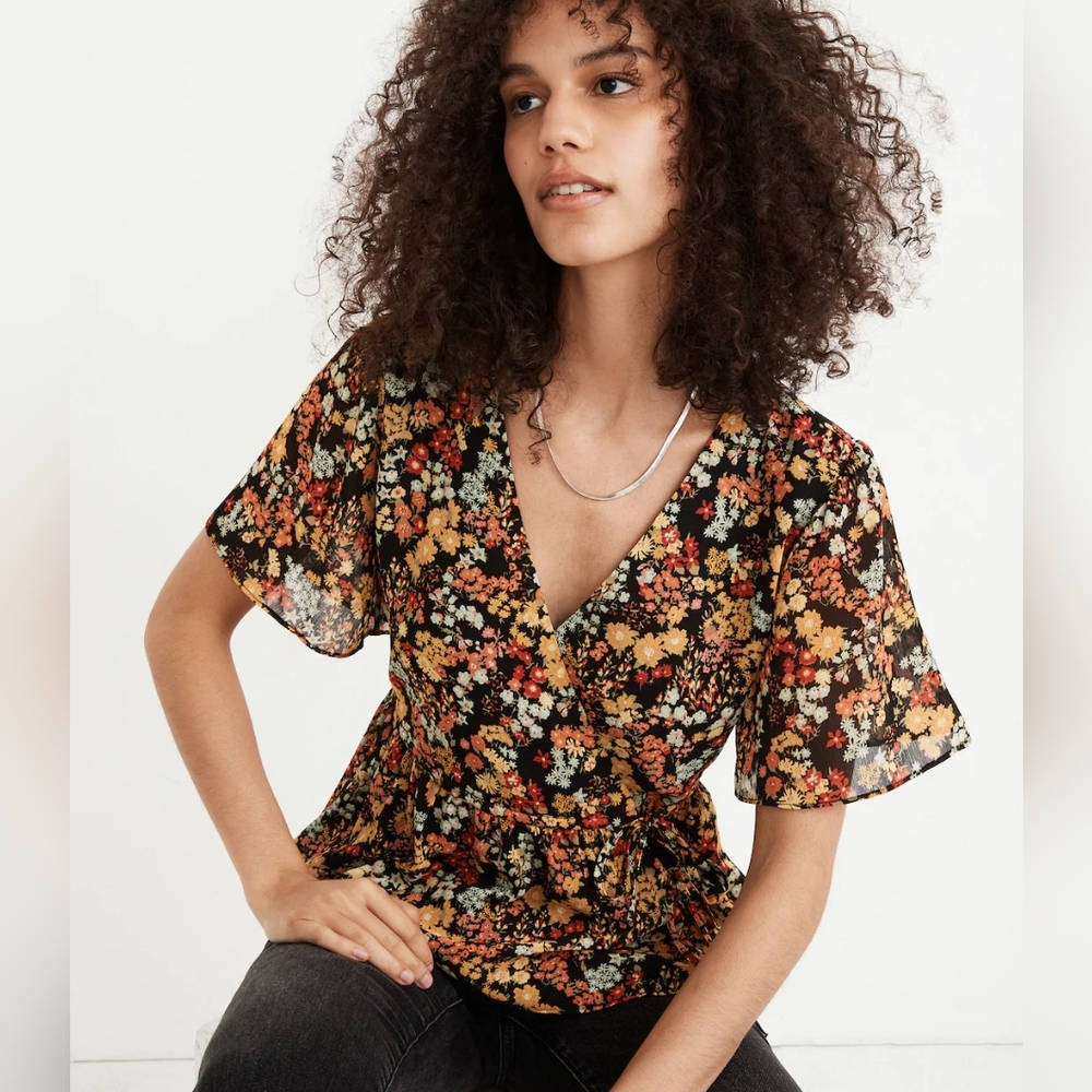 Madewell Short-Sleeve Peplum Wrap Top in Flower Garden